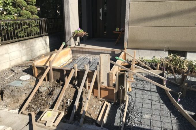 宇都宮市　K様邸　アプローチ石貼りベースコンクリートの施工